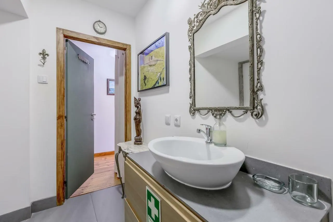 Lisbon Downtown Apartment Figueira